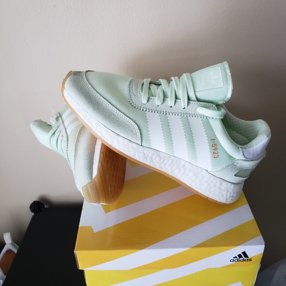 adidas iniki mint green